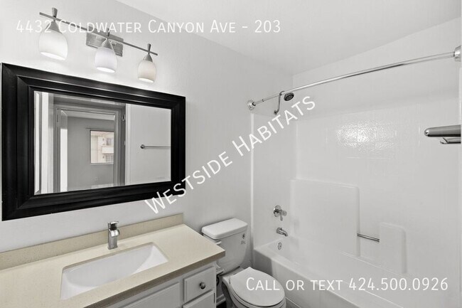 Building Photo - 4432 Coldwater Canyon Ave