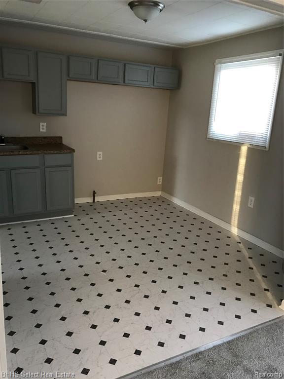 Foto del edificio - 31909 Roscommon St