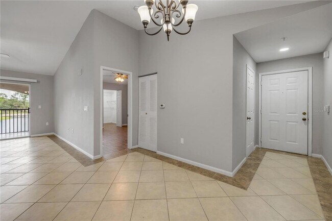 Foto del edificio - 940 Village Trail