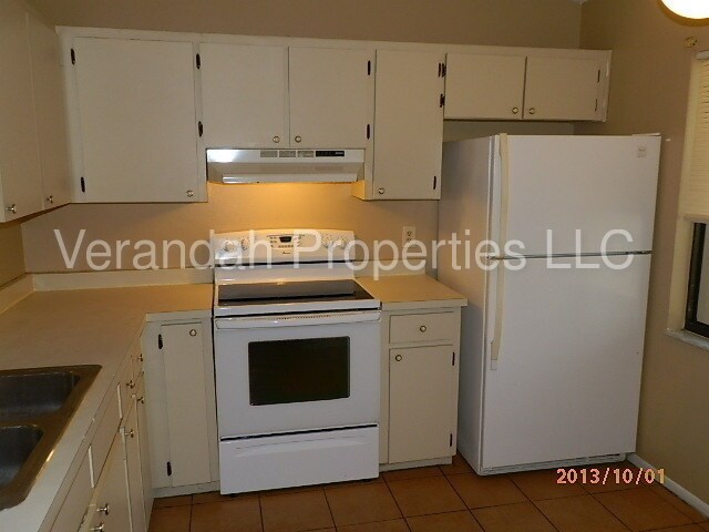 Foto del edificio - 9952 Burl Way