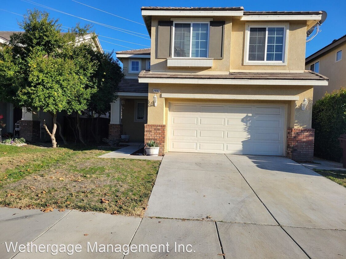 Primary Photo - 4 br, 2.5 bath House - 29082 Salrio