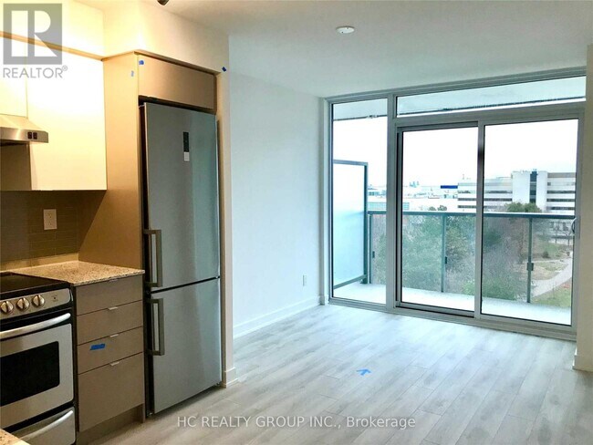 Building Photo - 160 Flemington Rd