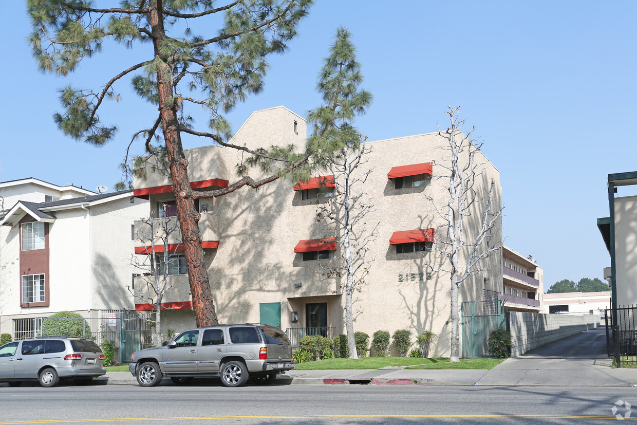 Foto principal - Saticoy Apartments