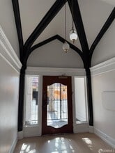 Building Photo - 1122 Sutter St