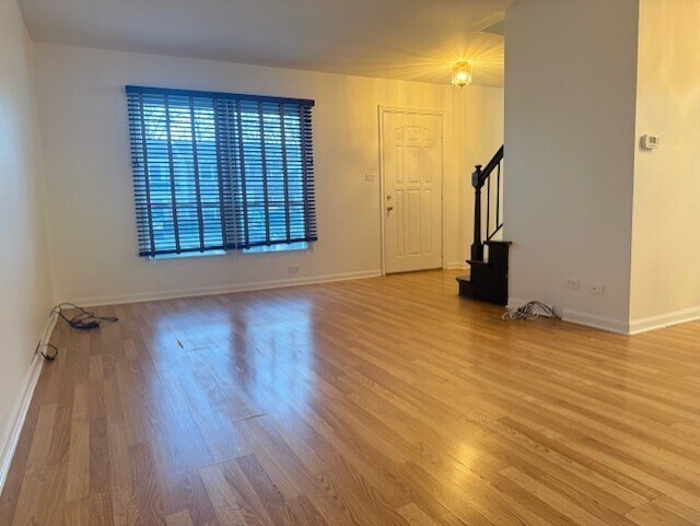 Building Photo - 2080 Sutherland Pl