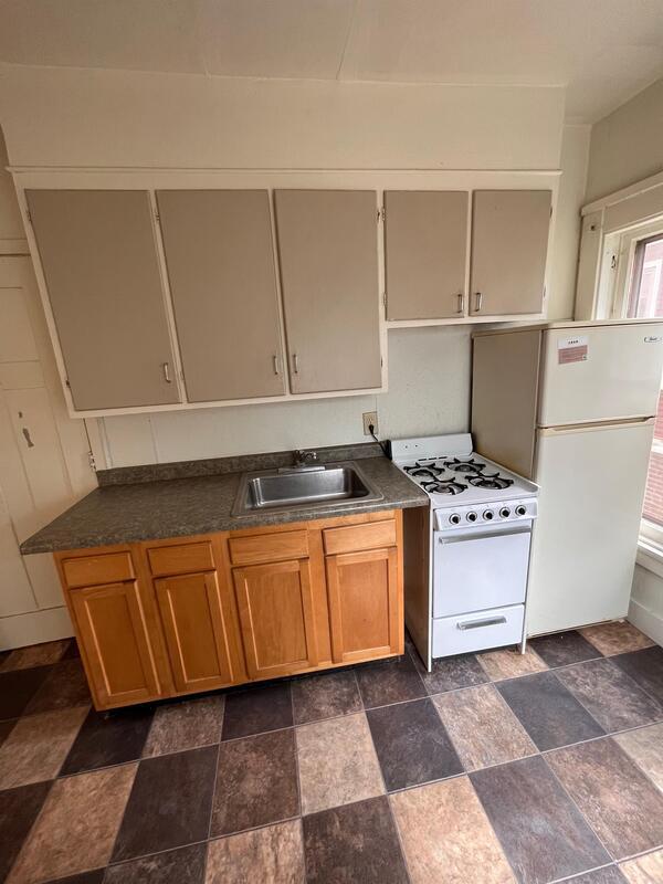 Foto del edificio - 632 Howard Pl