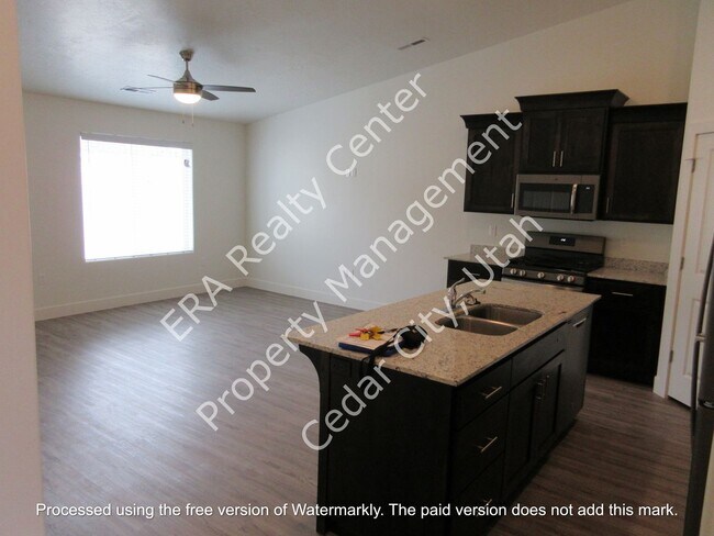 Foto del edificio - 2154 N 550 W