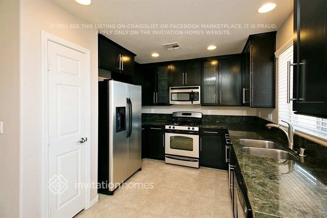 Building Photo - 11030 Toscano Gardens St