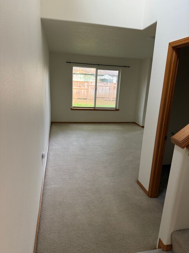 Foto del edificio - Great Condo next to a beautiful park!