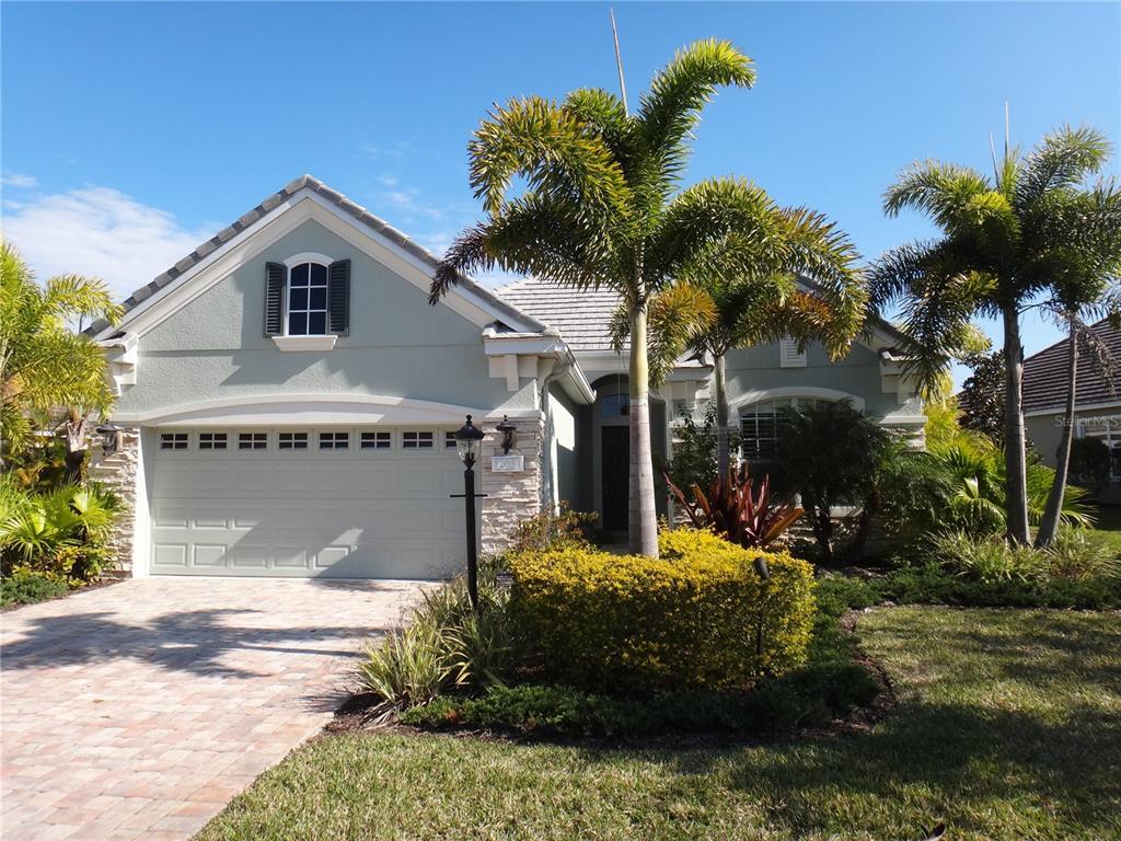 Foto principal - 12051 Thornhill Ct