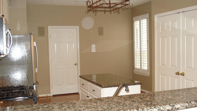 Building Photo - 82 N Magnolia Pond Pl