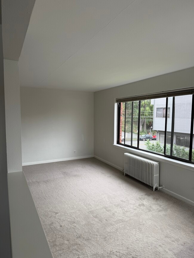 Living room - 2450 Dexter Ave N