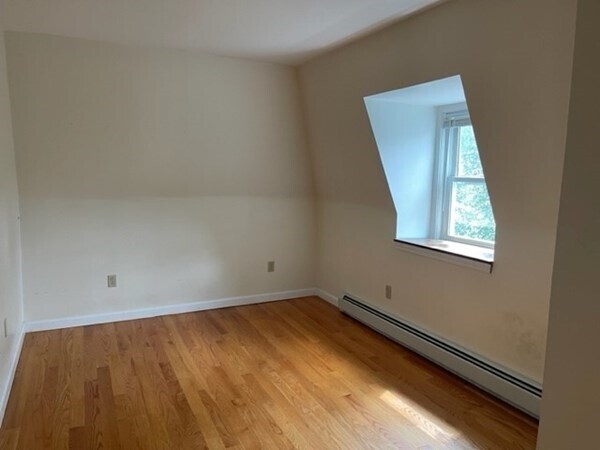 Building Photo - 204 Harvard St