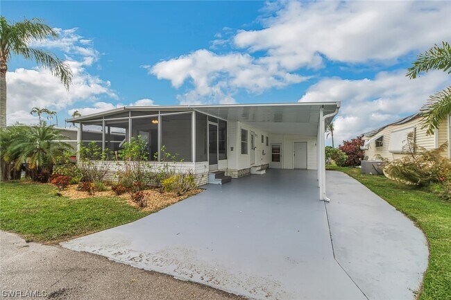 Building Photo - 243 Tangerine Dr
