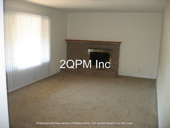 Building Photo - 5471 Louisiana Dr