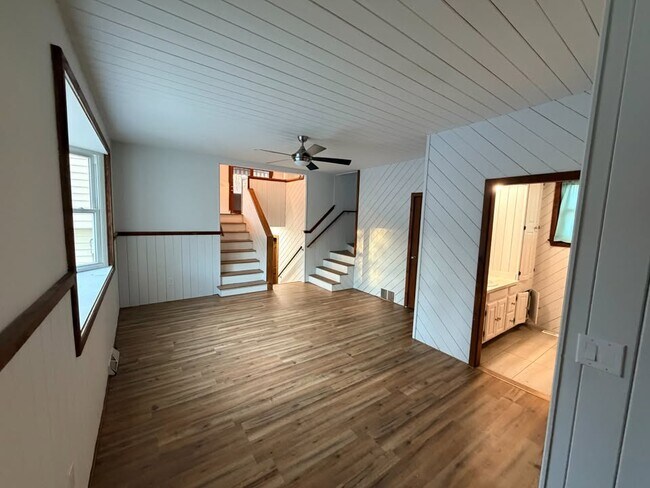 Foto del edificio - 2824 N Main St