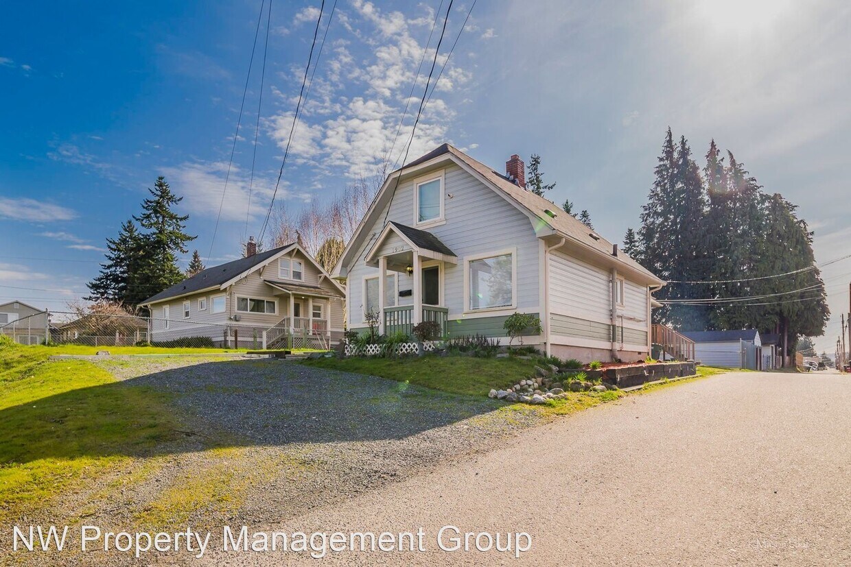 Foto principal - 2 br, 1 bath House - 1902 State Street