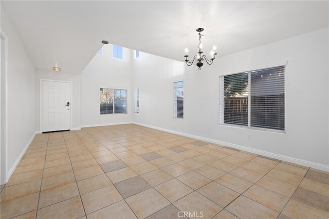 Building Photo - 15324 Adobe Way