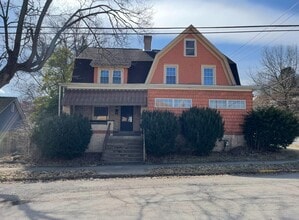 Building Photo - 525 Wayne Ave