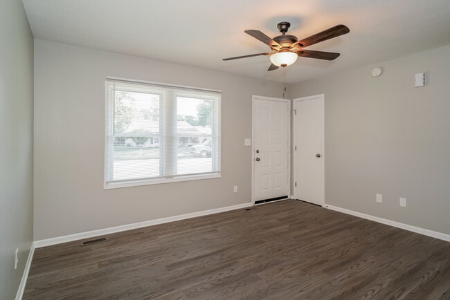 Foto del edificio - 5219 Heathwood Dr