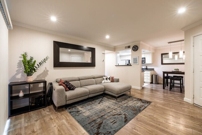 Foto del edificio - 12067 Alta Carmel Ct