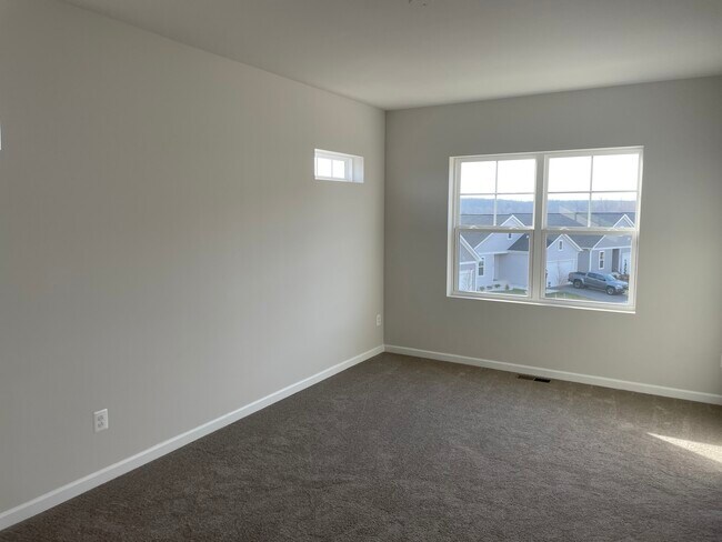 Building Photo - 266 Norland Knoll Dr