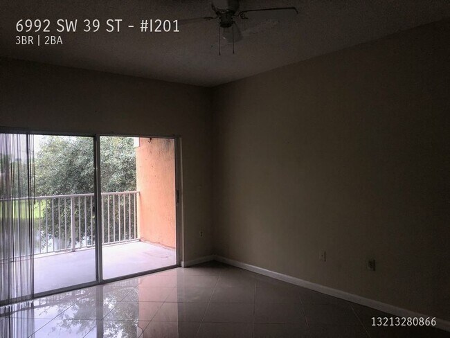 Foto del edificio - 6992 SW 39th St