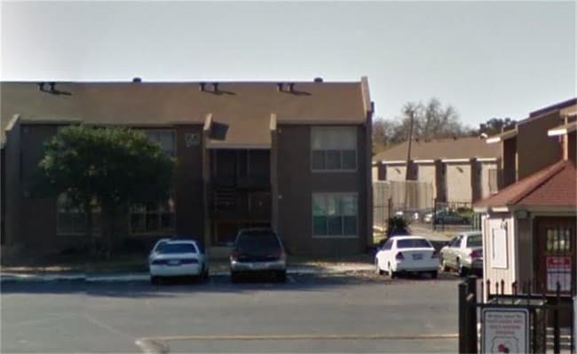 Building Photo - 1100 N 6th St