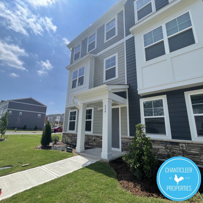 Building Photo - 339 Deercroft Dr