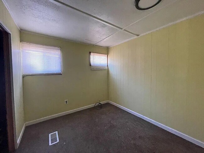 Foto del edificio - 74 Marcie Rd