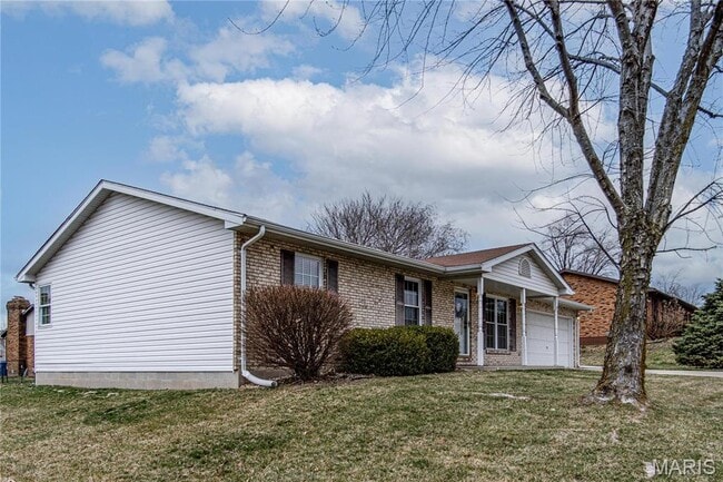 Building Photo - 19 Christine Dr