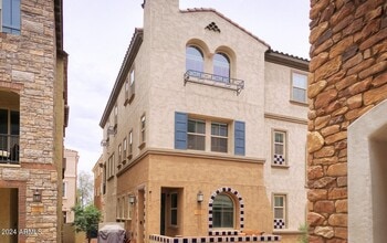 Building Photo - 1691 E Bridgeport Pkwy