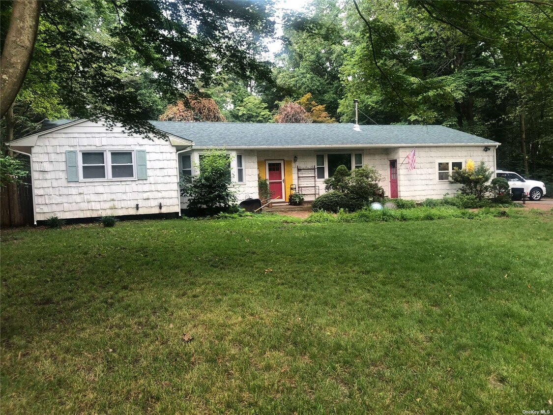Primary Photo - 58 Oak Ave
