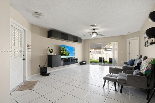 Foto del edificio - 14606 SW 122nd Pl