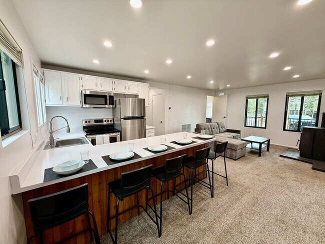 Foto del edificio - 41 Ridgecrest Dr