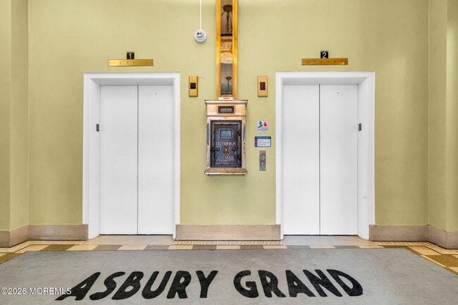 Foto del edificio - 501 Grand Ave