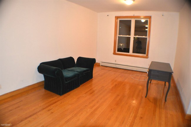 Foto del edificio - 3239 32nd St