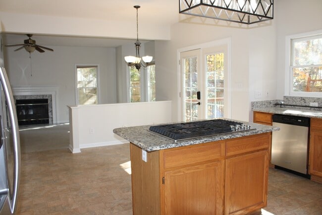 Building Photo - 112 Wenonah Way