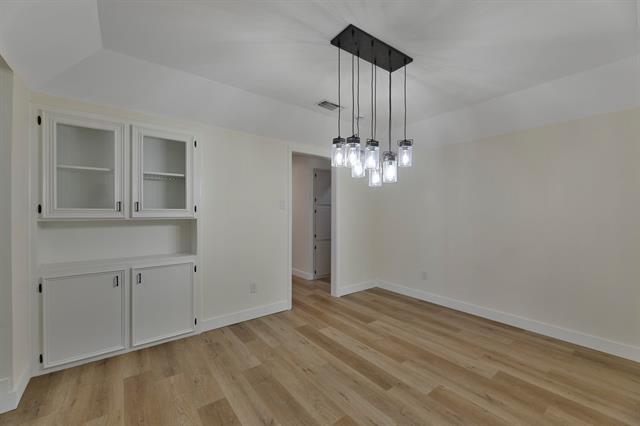 Foto del edificio - 5622 Woodhollow Dr