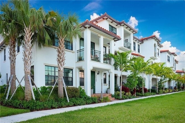 Photo - 11736 SW 13th Ct Townhome