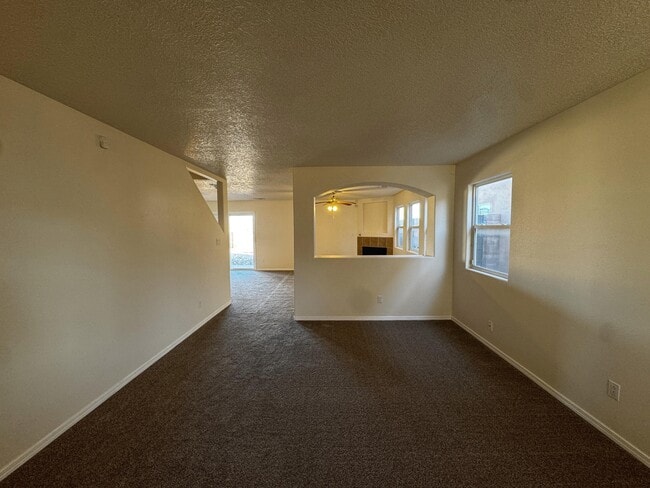 Building Photo - 8300 Bluffs Edge Pl NW