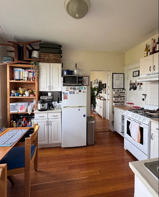 Primary Photo - 305 Harvard St