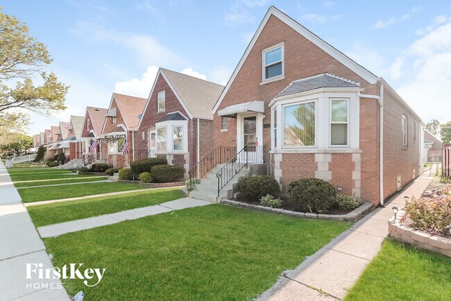 Building Photo - 6531 S Kostner Ave