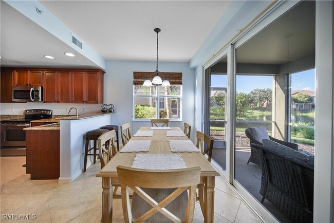 Foto del edificio - 6626 Alden Woods Cir