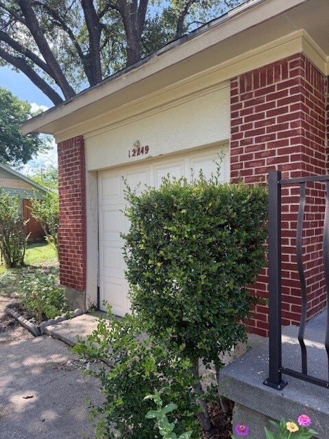 Building Photo - 12249 High Point Cir