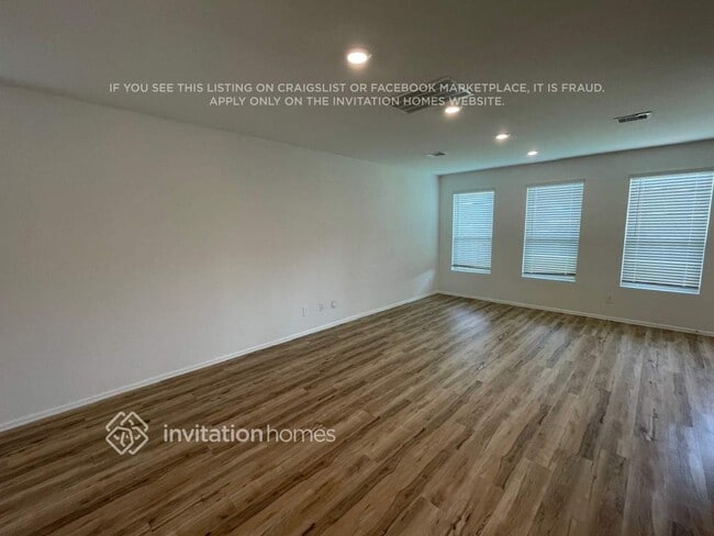 Foto del edificio - 24143 Laurel Farms Dr