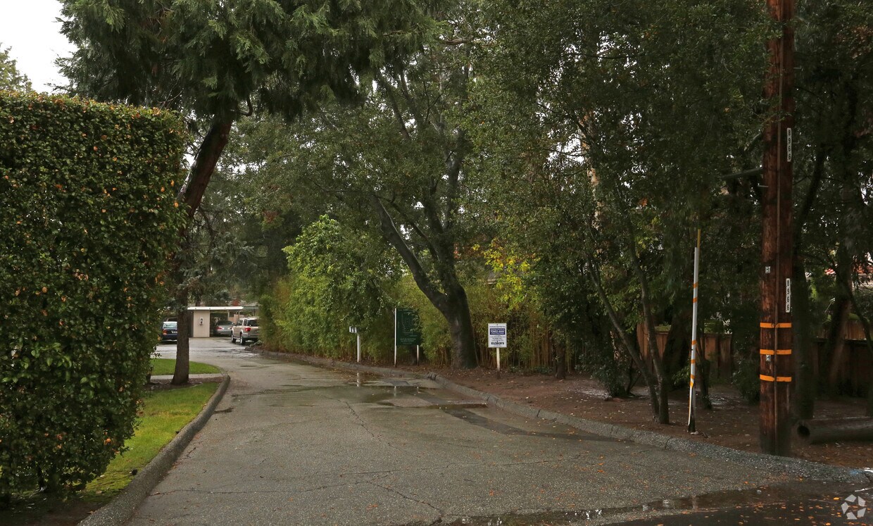Los Altos Gardens II Apartments in Los Altos, CA