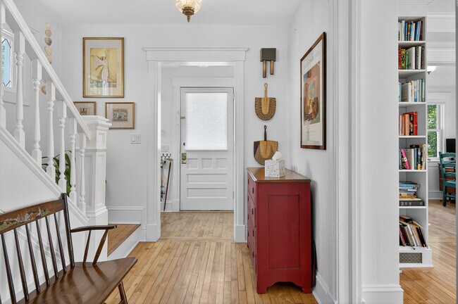 Foto del edificio - 25 Soundview Ave