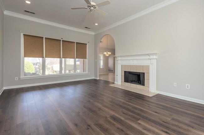 Building Photo - 8912 Linell Ln