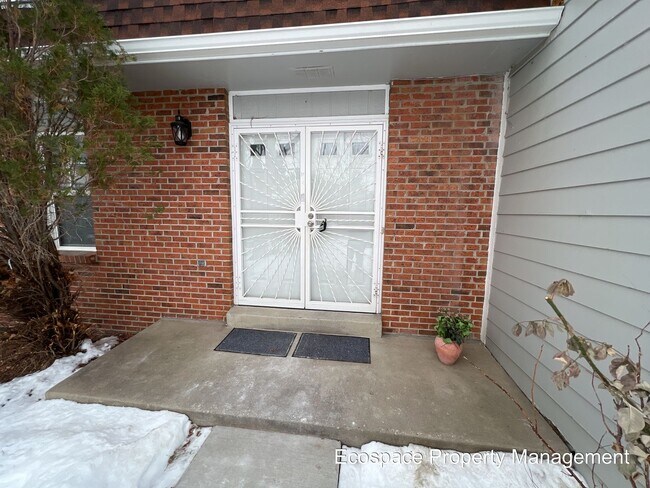 Photo - Four Bedroom House in the Smoky Hill neigh...